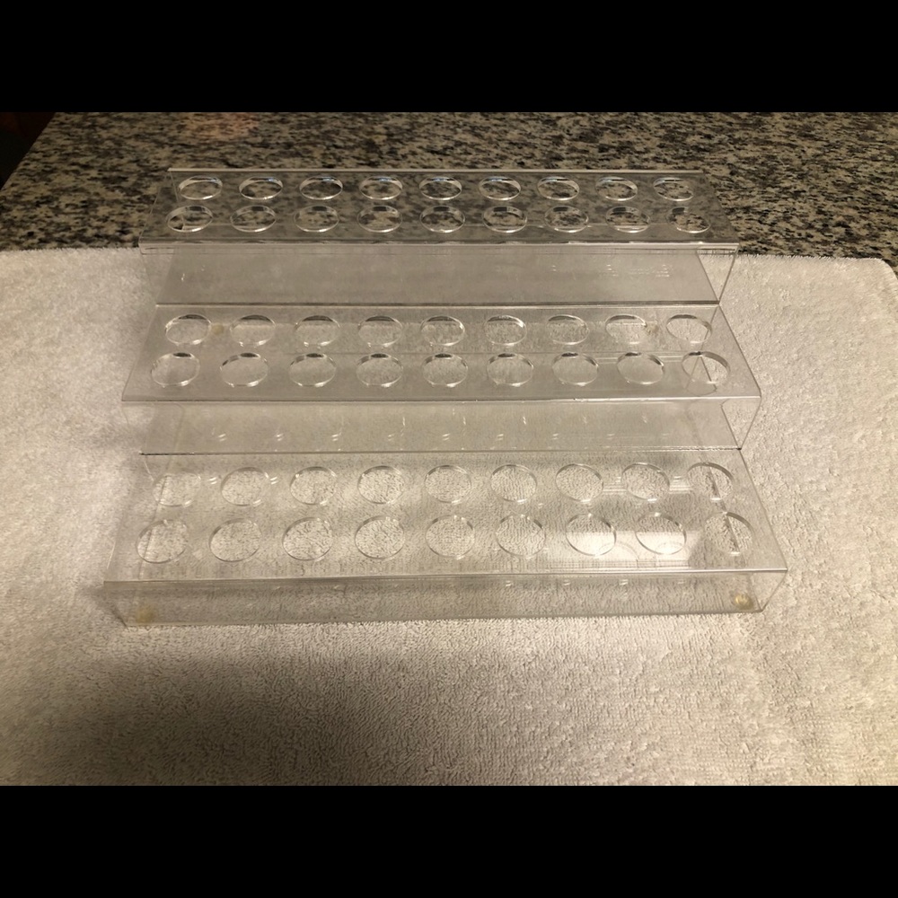 54 acrylic lipstick holder